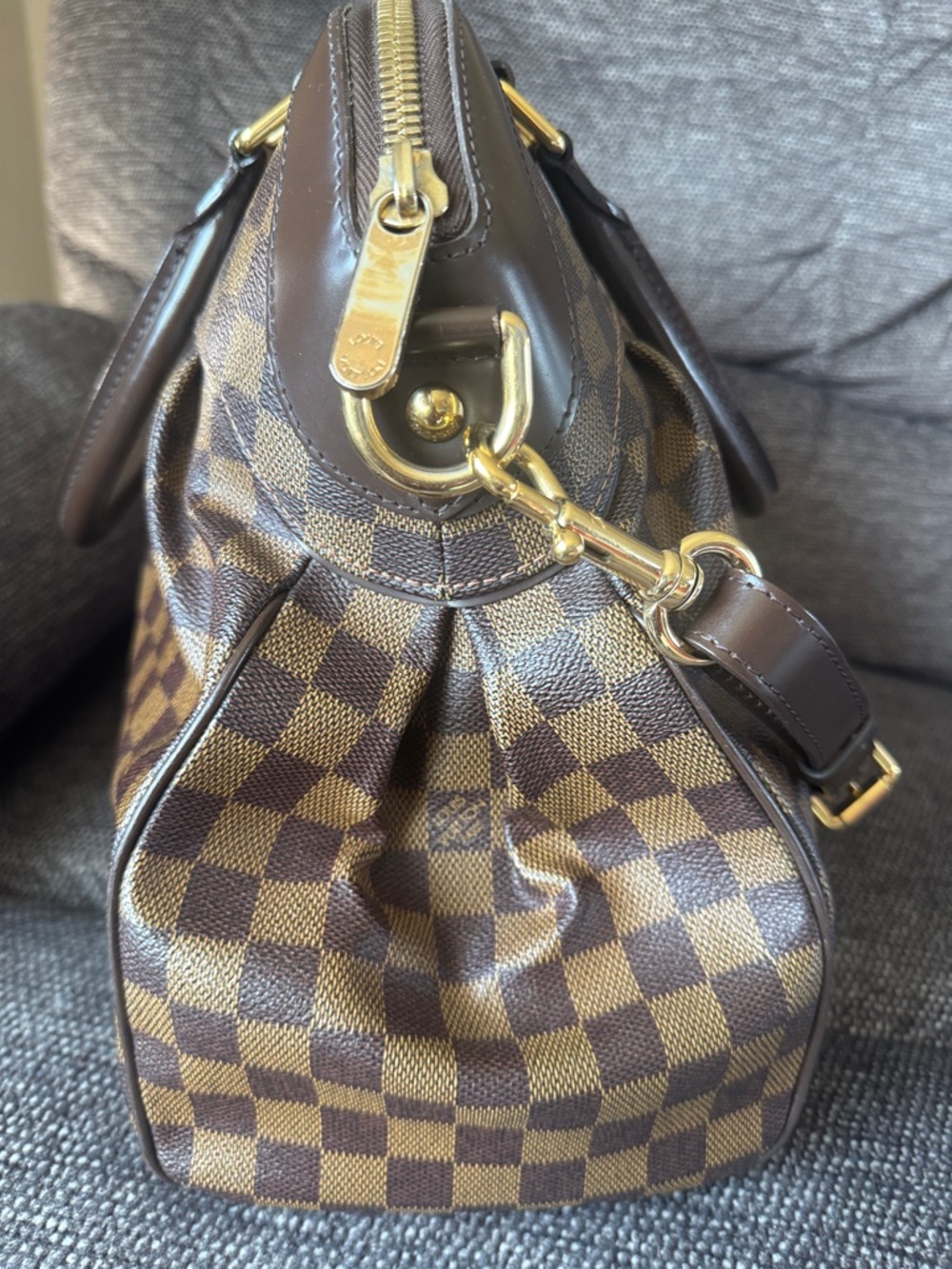 Preloved Louis Vuitton Trevi MM Damier Ebene - Picture 4 of 12